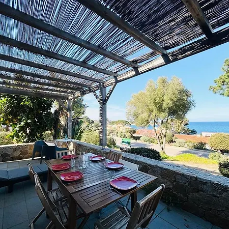 Libeccio 41 アパート